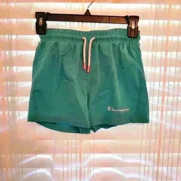 EUC girl's athletic shorts,  Champion. Sz 10/12, $10 - Picture 1 of 4